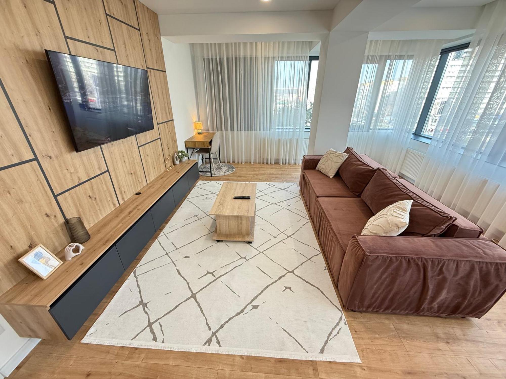 Rentnow Large And Cozy Apartment In The Center, Parking Кишинёв Экстерьер фото