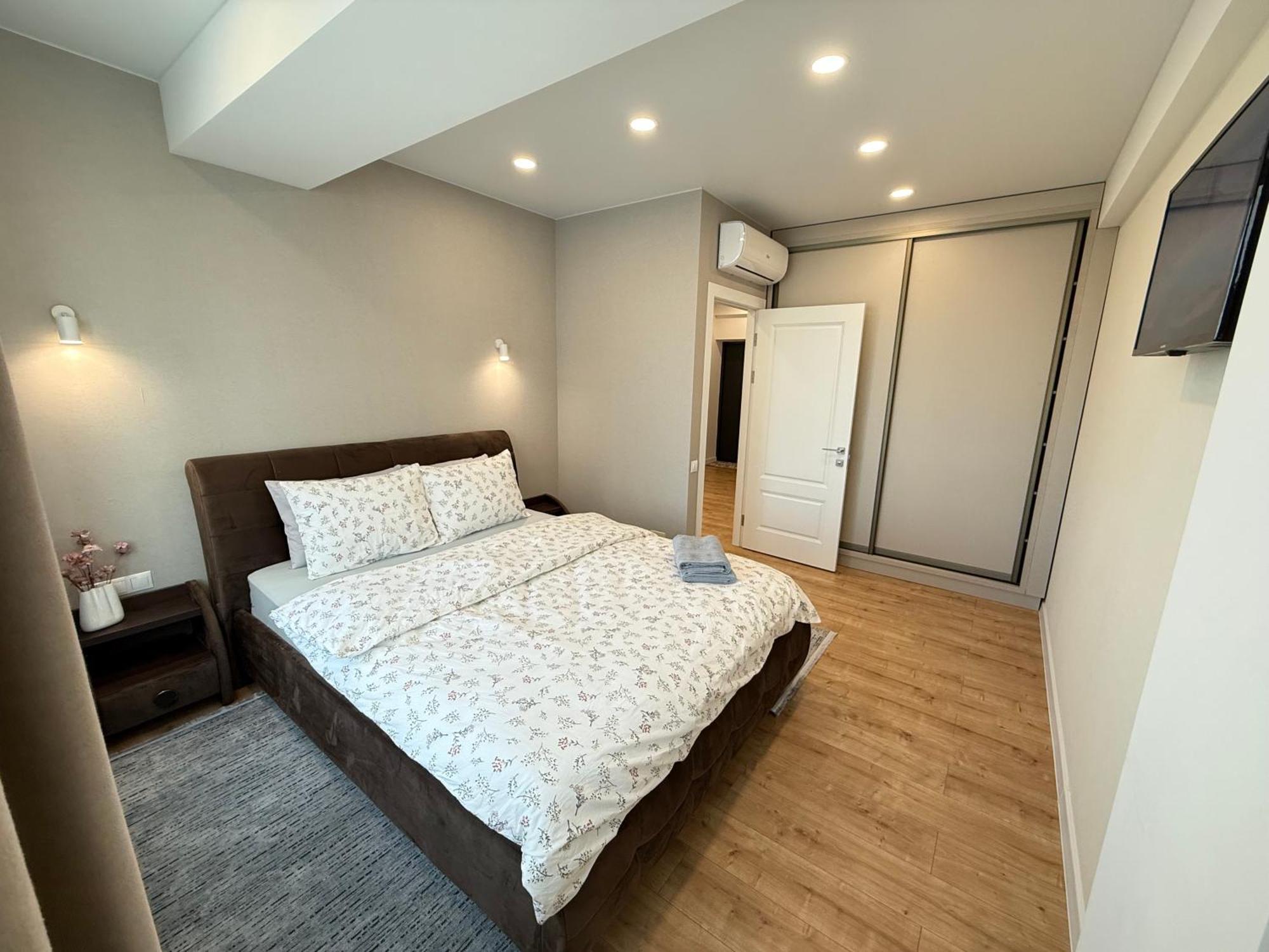 Rentnow Large And Cozy Apartment In The Center, Parking Кишинёв Экстерьер фото